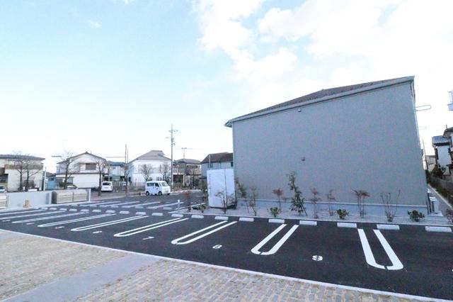 Camelot　B棟（205） 駐車場