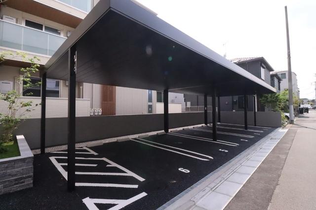 オルテンシア（305） 駐車場