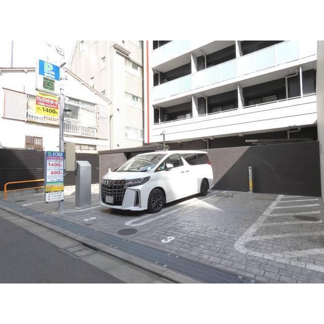 セントラルプレイス新宿御苑前（0704） 駐車場