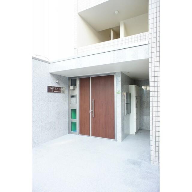 ベルク城山弐番館（104） エントランス