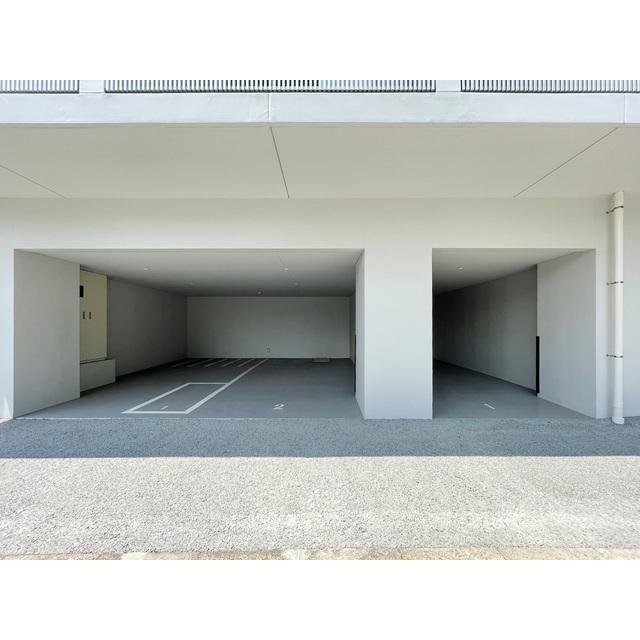オープンブルーム綾瀬（0205） 駐車場