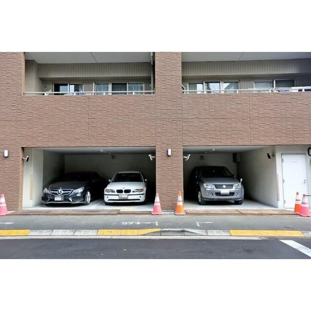 グラーナ上野（0701） 駐車場