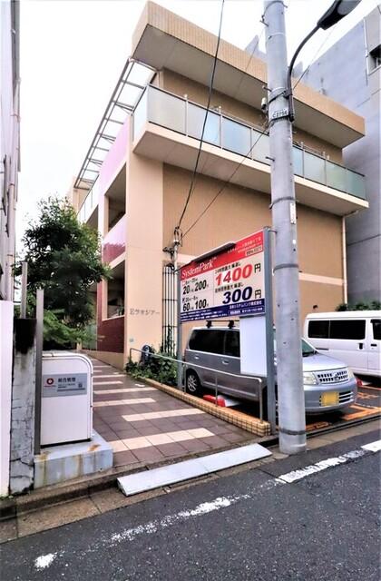 Eラオジアー（303） 外観