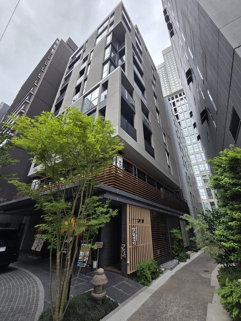 ＴＨＥ　ＡＫＡＳＡＫＡ　ＲＥＳＩＤＥＮＣＥ　Ｓ．Ｏ．Ａ．　−ｓｐｉｒｉ（1001） 外観