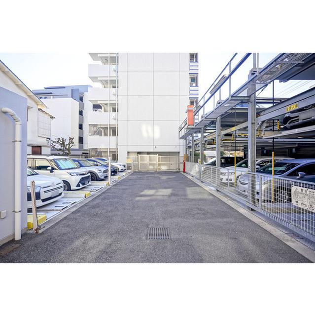 Ｄａｆｆｉｔｔｏ　三鷹（301） 駐車場