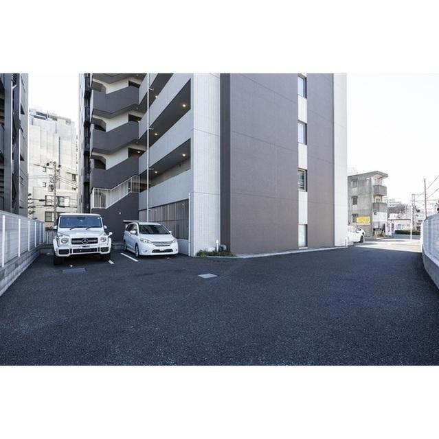 Ｎ’ｓ　ＰＡＲＫ　Ｒｅｓｉｄｅｎｃｅ　高田馬場（505） 駐車場