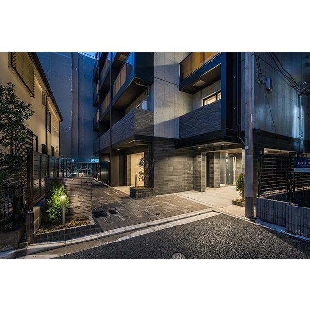 ミレドゥーエ中野（204） エントランス