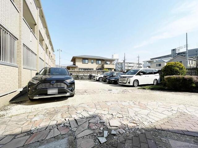 フェアレーン高野台　　Ⅰ（303） 駐車場