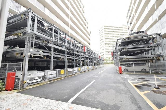 ロイヤルパークスリバーサイド（0605） 駐車場