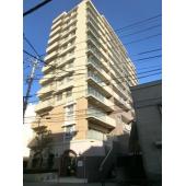 落ち着いた雰囲気の外観です