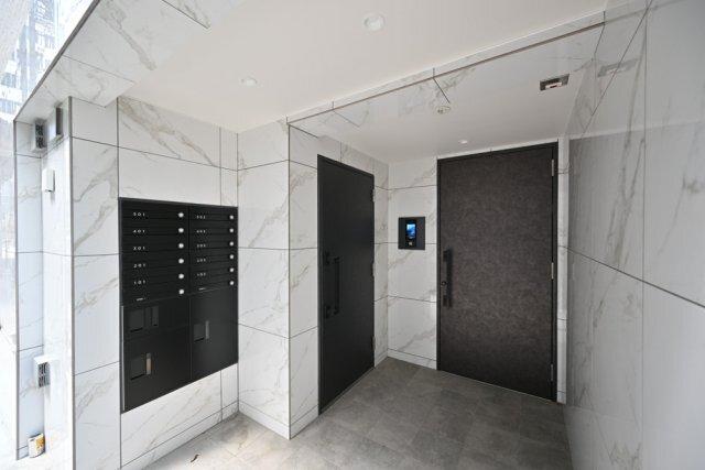 Ｔｈｅ　Ｒｅｓｉｄｅｎｃｅ　Ｎｉｈｏｎｂａｓｈｉ エントランス