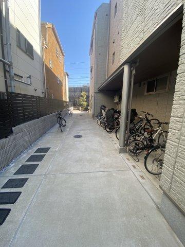Arvense南雪谷（101） 駐車場