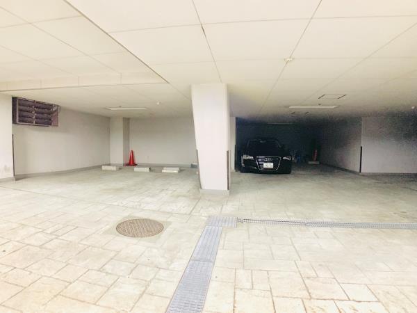 ｈｏｗｆｆ　ＲＥＬＡＸ三軒茶屋（103） 駐車場