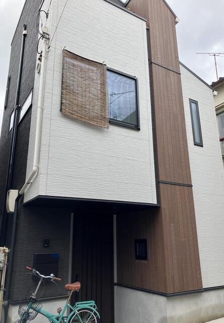 新小岩駅より徒歩7分 築4年5ヶ月 3階建の賃貸物件