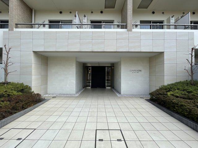 ガーデン萩中（109） エントランス