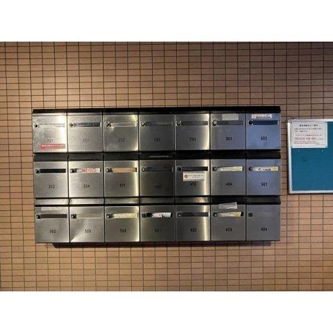 ヴィア明大前（0502） エントランス