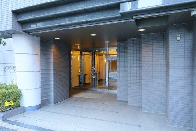 アクティヴュー新宿 エントランス