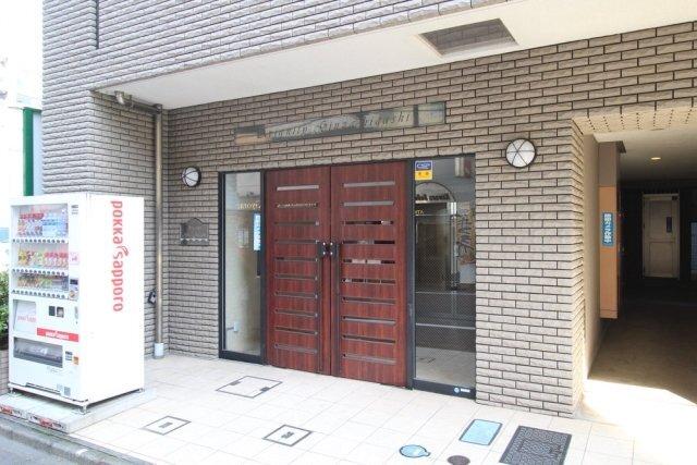 アヴィニティー銀座東 エントランス