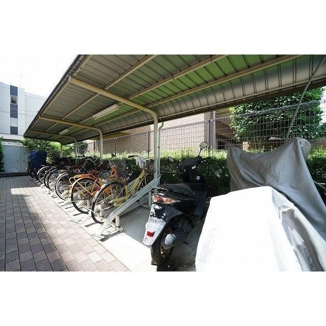 ラ・ポーム（0502） 駐車場