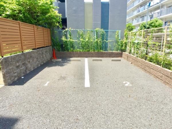 イーストコート平野（601） 駐車場