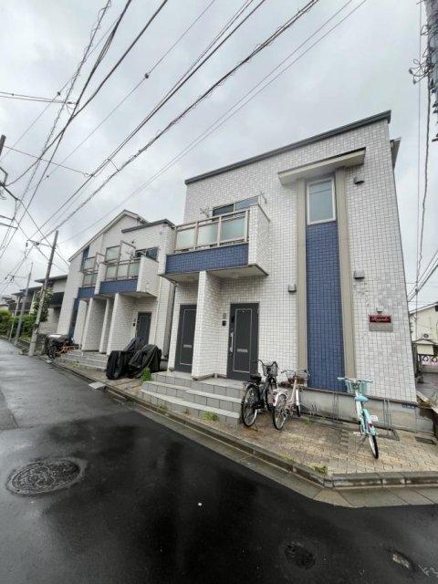 レガーロ 外観