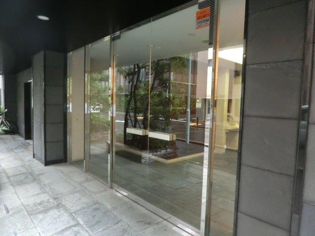 中央区入船マンション エントランス