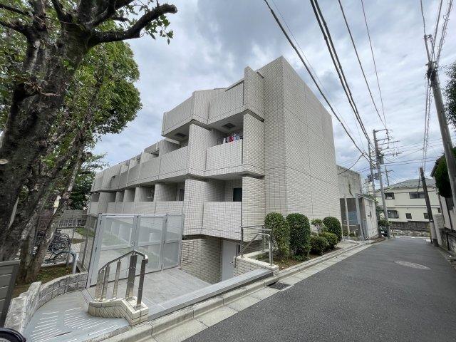 ＰＲＥＭＩＵＭ　ＣＵＢＥ　下北沢 外観