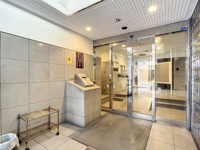 東建シティハイツ上野 エントランス