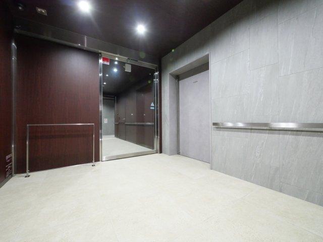 PREMIUM CUBE 中野新橋 DEUX 外観