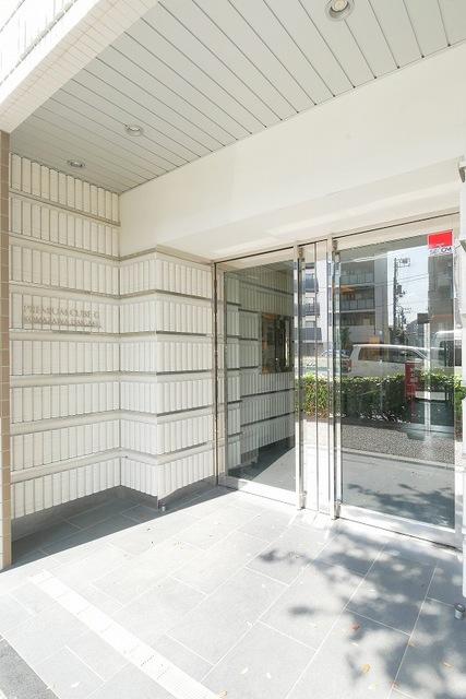 PREMIUM CUBE G 駒沢大学 外観