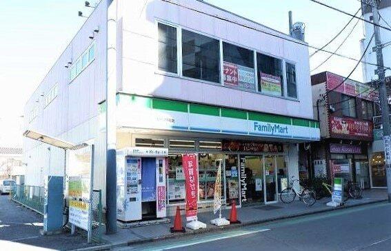 ファミリーマート 西所沢駅前店：300m