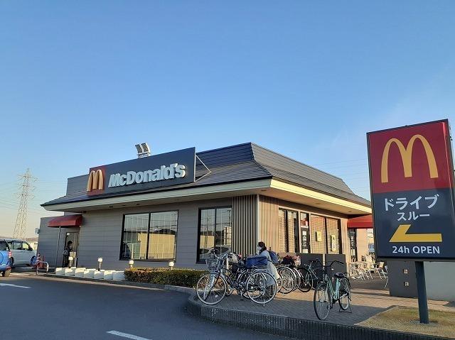 マクドナルド所沢狭山街道入曽店：700m