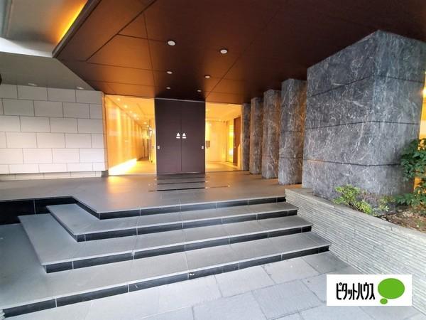 クレストレジデンス東中野 外観