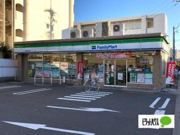 ファミリーマート昭和石仏町店：324m