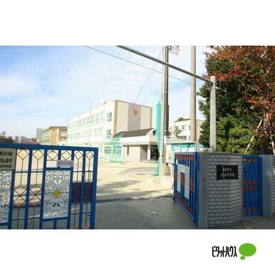 名古屋市立北山中学校：1663m