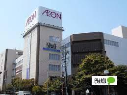 イオン八事店：714m