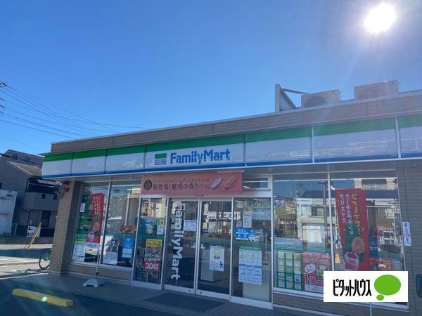 ファミリーマート瑞穂弥富通四丁目店：274m