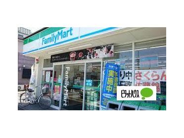 ファミリーマート昭和安田通三丁目店：418m