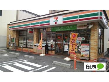 セブンイレブン名古屋瑞穂区役所前店：108m