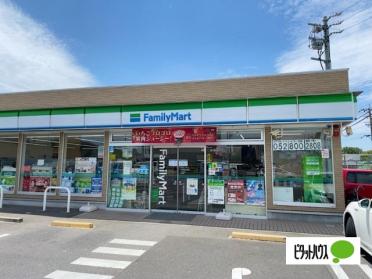 ファミリーマート天白海老山町店：176m