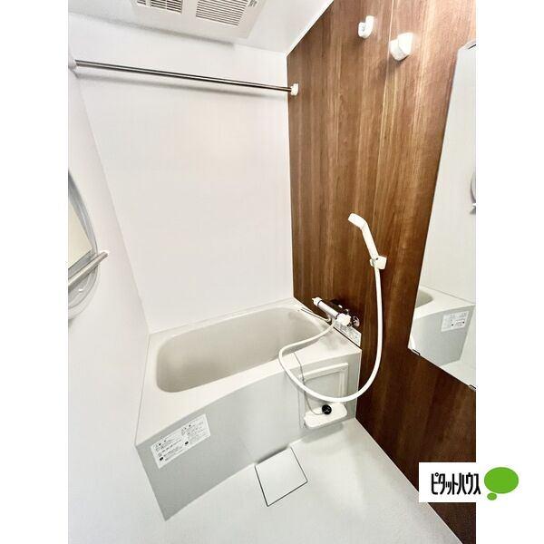 S-RESIDENCE堀田North バス／シャワー