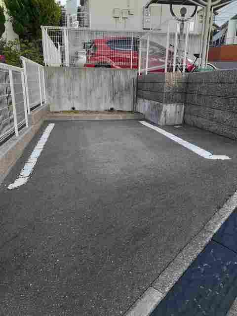 サニーハウス（101） 駐車場