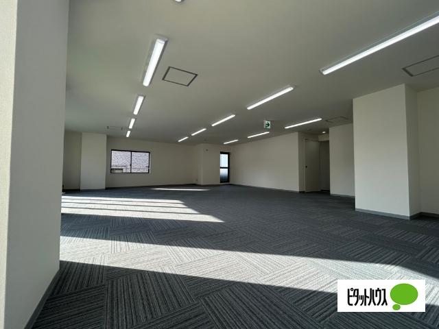 ロフティーあらたま（5F） 室内