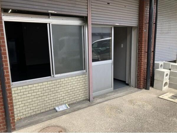 大宝ビル（D） 玄関