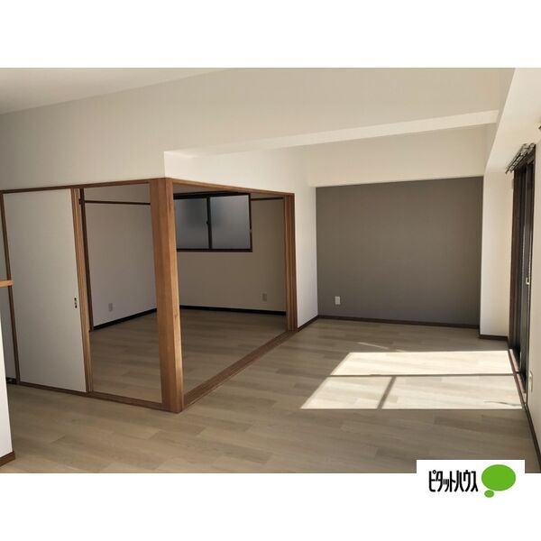 CASA BELLA(カーサべラ)（202） リビング
