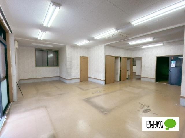 桶狭間森前住居付店舗 室内