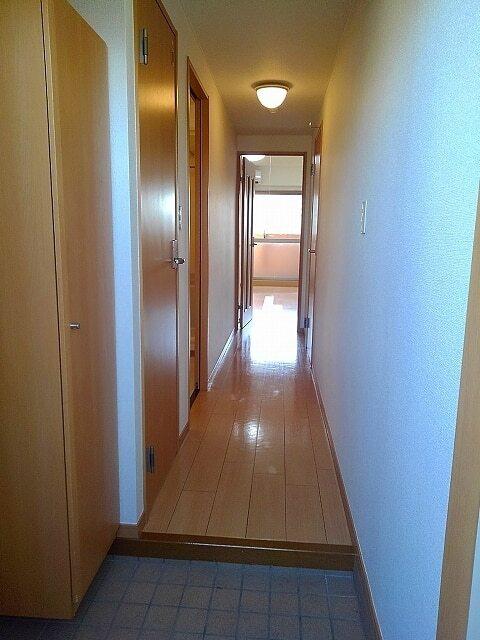 グランドールかさでら（502） 玄関