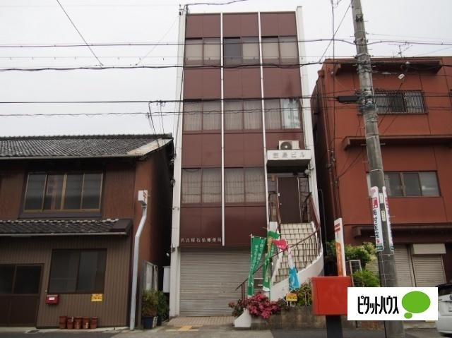 名古屋石仏郵便局：507m