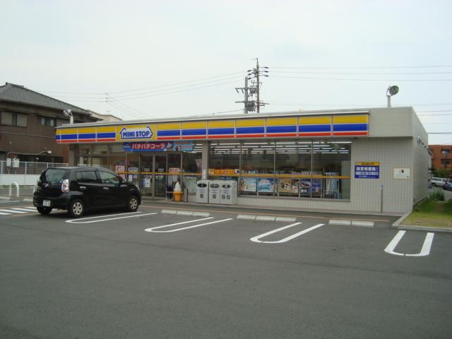 ミニストップ名古屋曽根店：415m