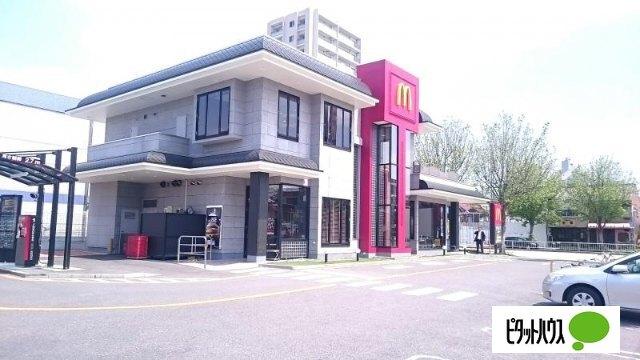 マクドナルド瑞穂通店：666m